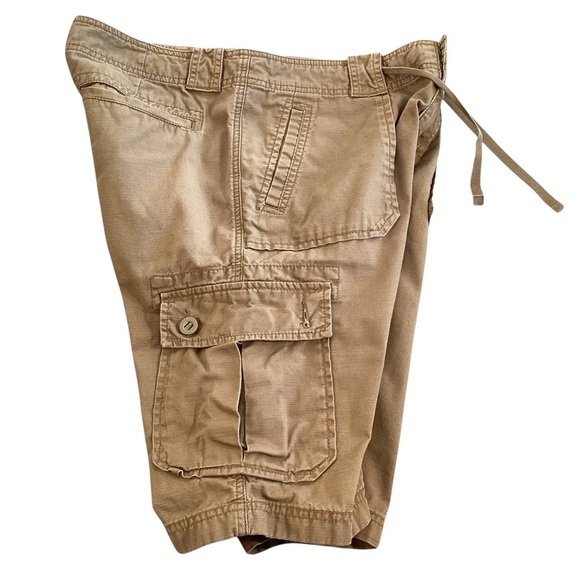 Guide Series Cotton Bermuda Cargo Shorts, Camel Color - Size 8 - Picture 6 of 10